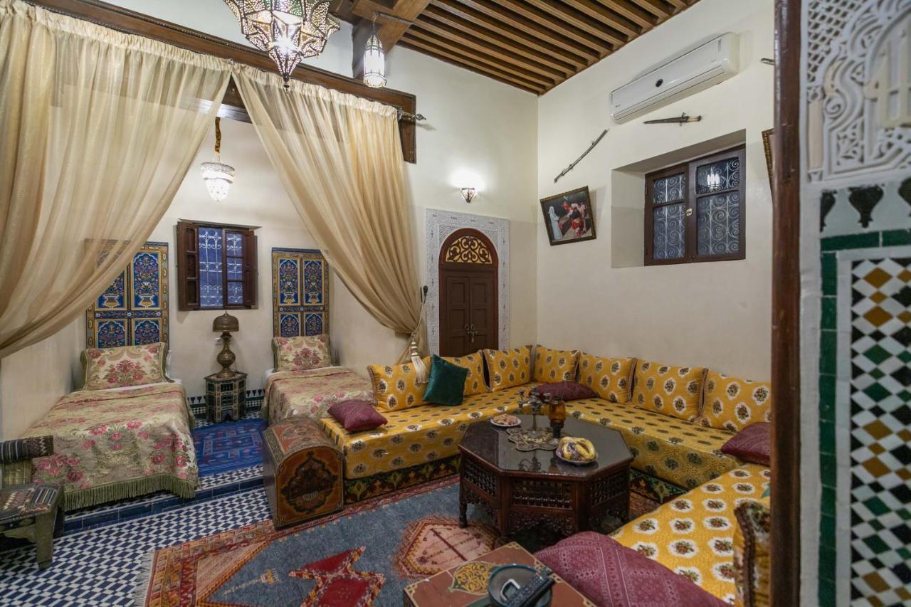 Riad Avec Terrasse Privee Et Piscine Partagee A 300M Fès Exterior foto